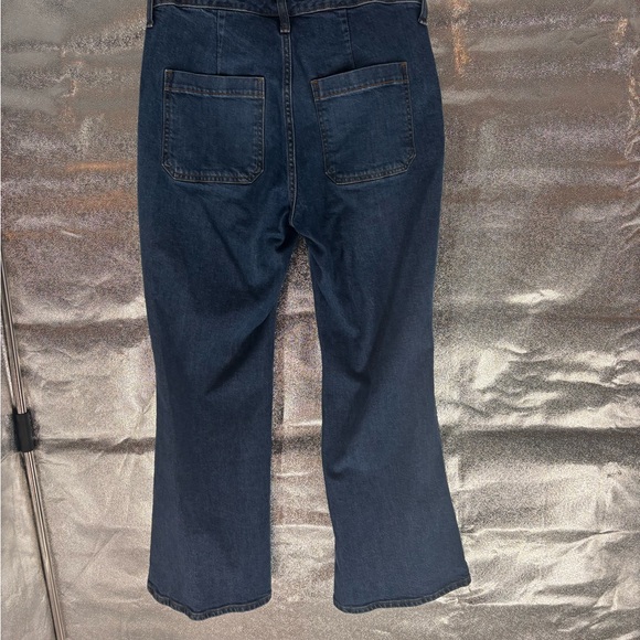 Universal Thread High Rise Front Pocket Flare Jeans - Picture 6 of 10